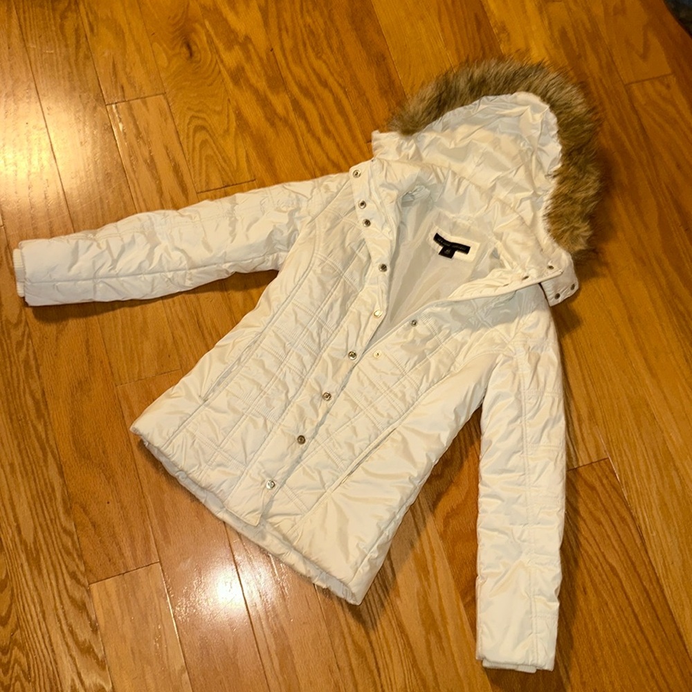 Women's White Quilted Jacket with Faux Fur Hood